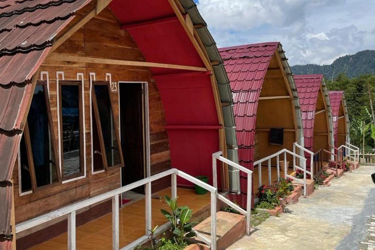 Penginapan Puncak Dua Mitra Reddoorz Berastagi Exterior foto